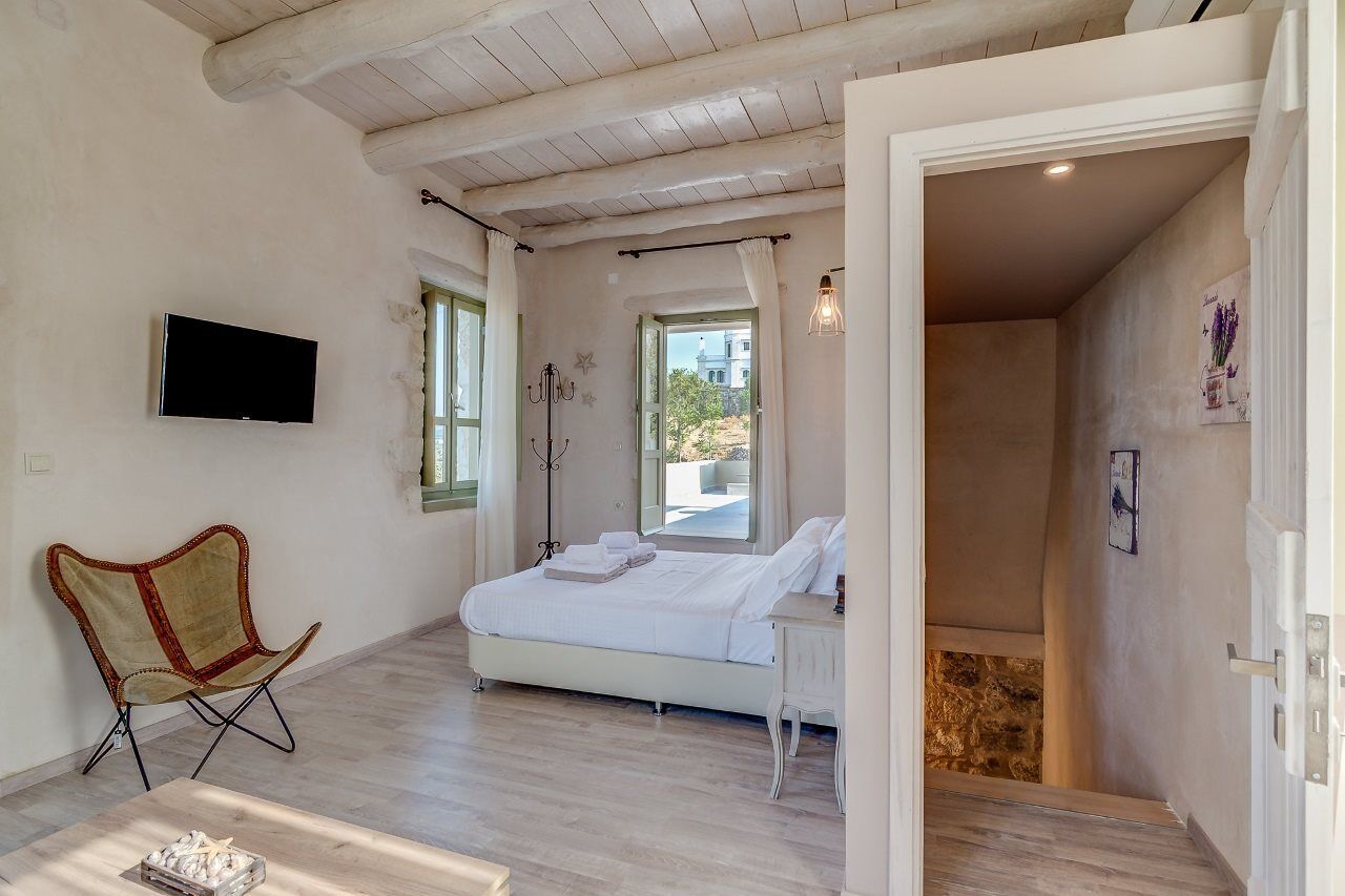 Traditional Stonebuilt Villa Leonanto, Only 5 Km From A Sandy Beach Kastellos Exterior photo